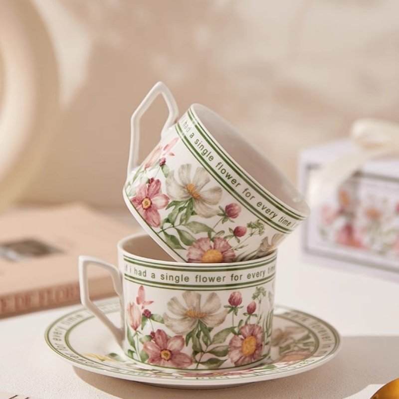 Floral-Garden-English-Vintage-Fine-Bone-China-Tea-Cup-with-Saucer-4.jpg