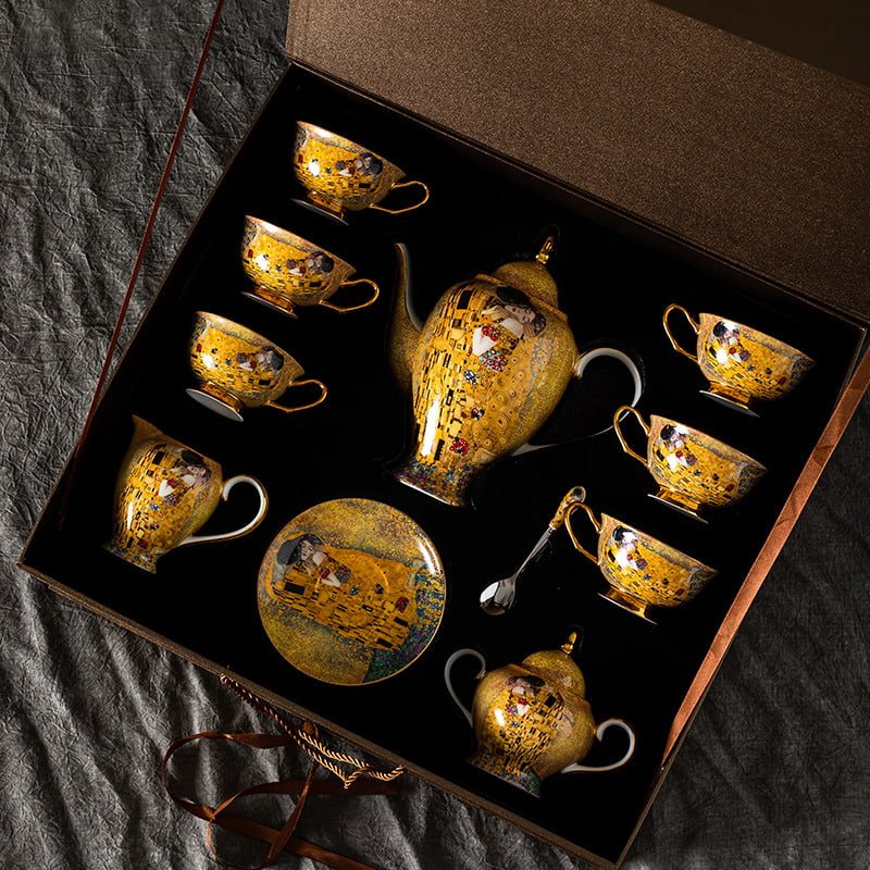 Royal-Court-Oil-Painting-Vintage-Fine-Bone-China-Porcelain-Tea-Set-3.jpg